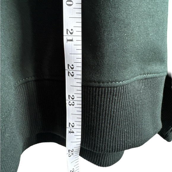 NWOT. Tennis sweatshirt size Small. Dark green. - Picture 4 of 5
